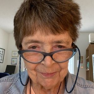 Meet your Posher, Jeanne